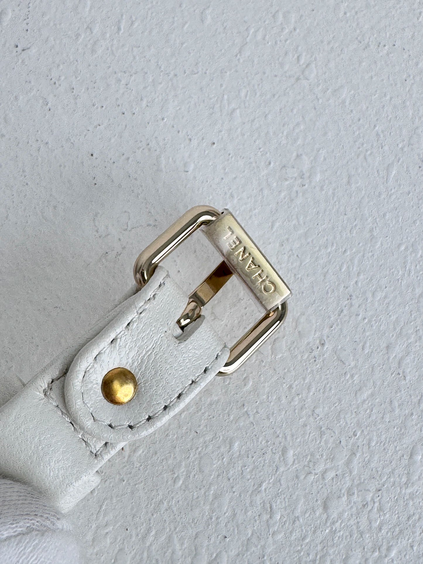 (A44) Chanel White Aged Calfskin 2021 Punk Chain Belt Bag Gold Hardware