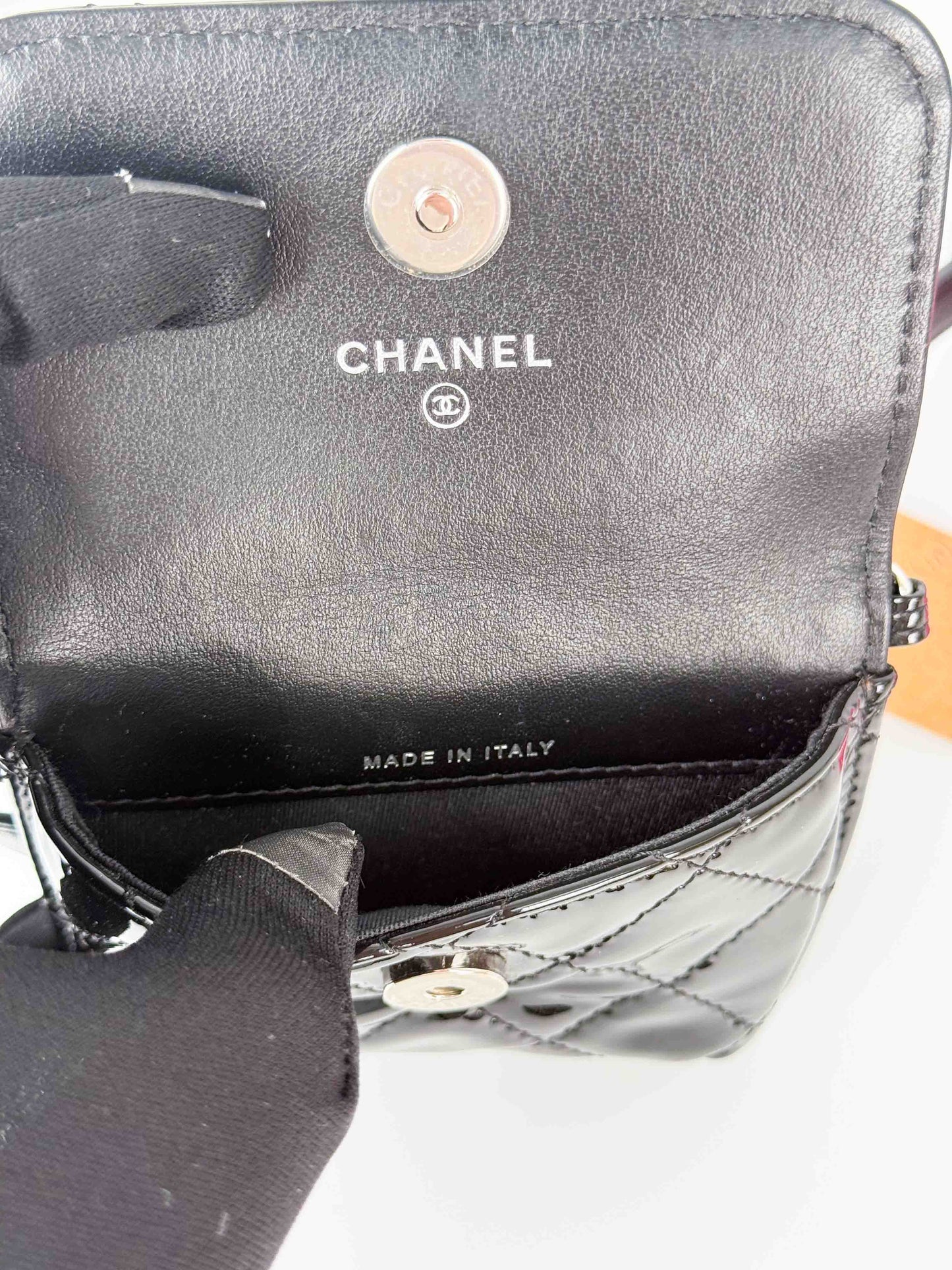 (A68) Chanel Pink and Black Patent Leather Bag