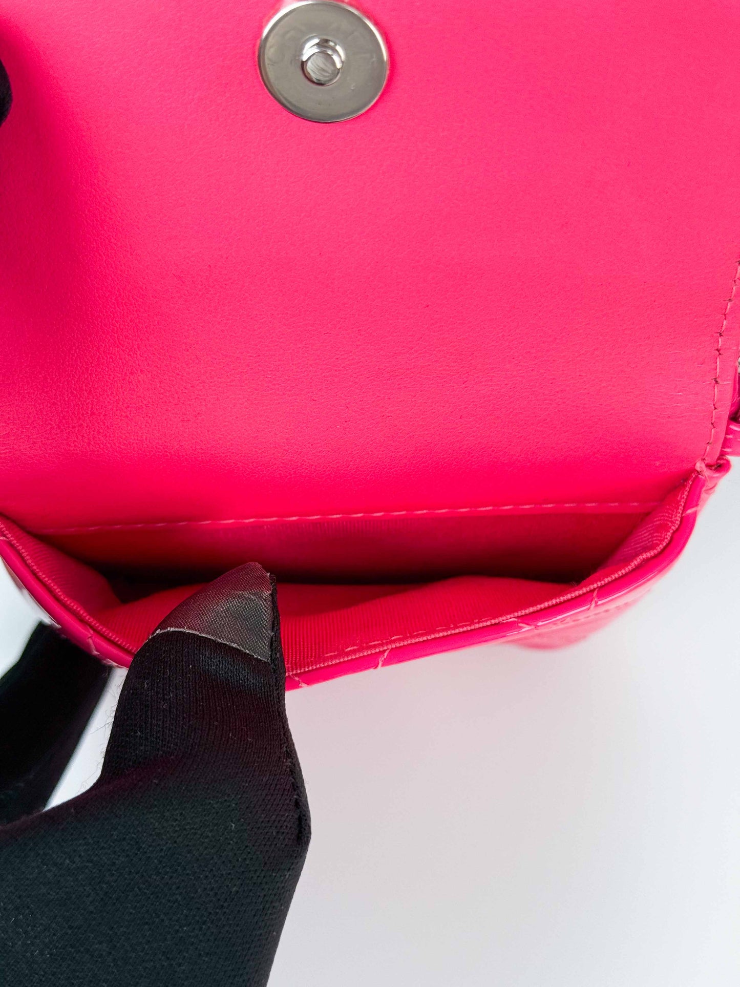 (A68) Chanel Pink and Black Patent Leather Bag