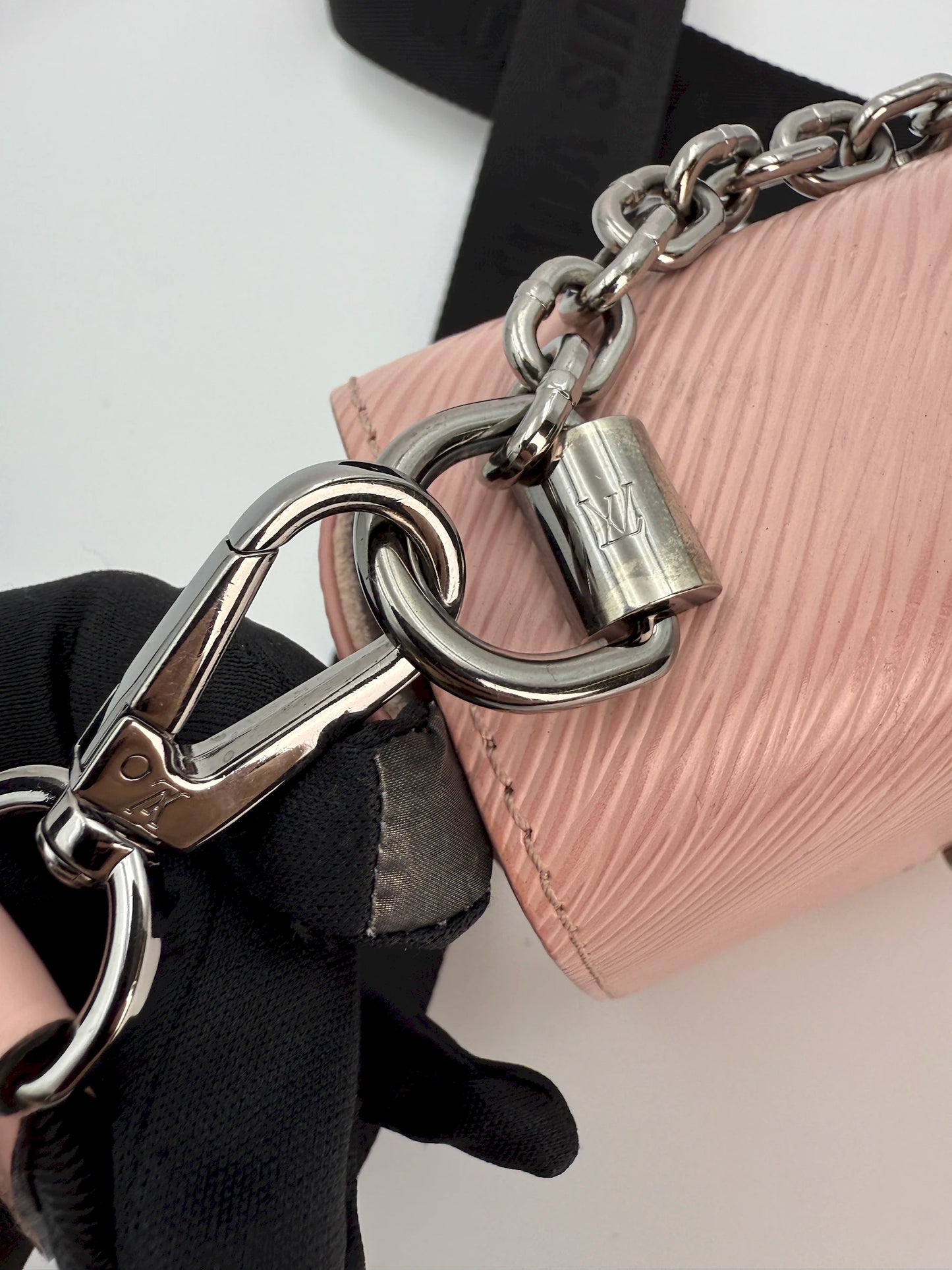(AJ9) Louis Vuitton Small Epi Twist Crossbody Bag, Silver Hardware