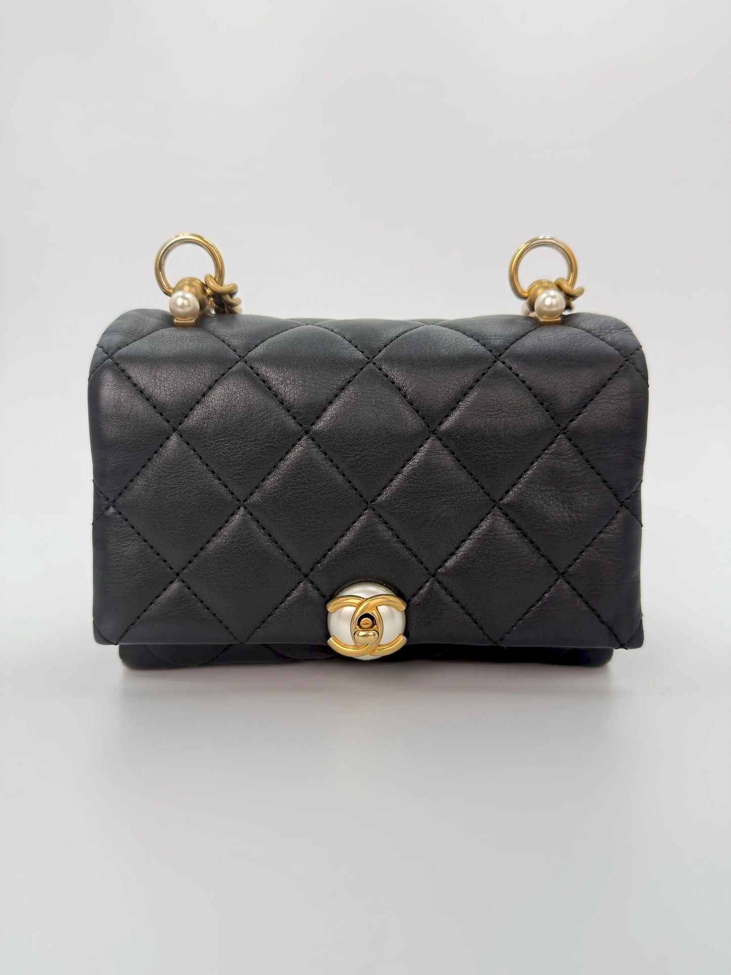 (AJ13) Chanel Black Quilted Calf Leather Pearl Accordion Small Flap Bag, Gold Hardware