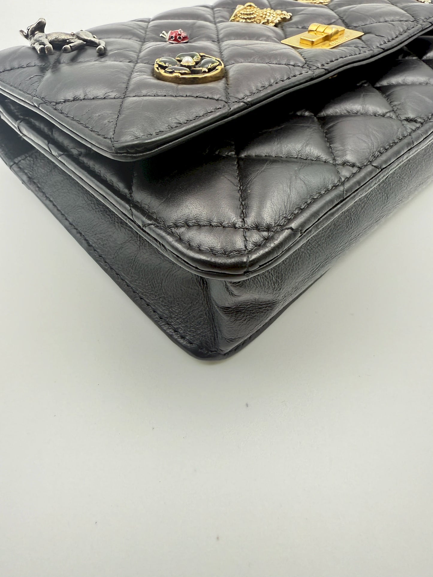 (AJ66) Chanel Lucky Charm Wallet on Chain