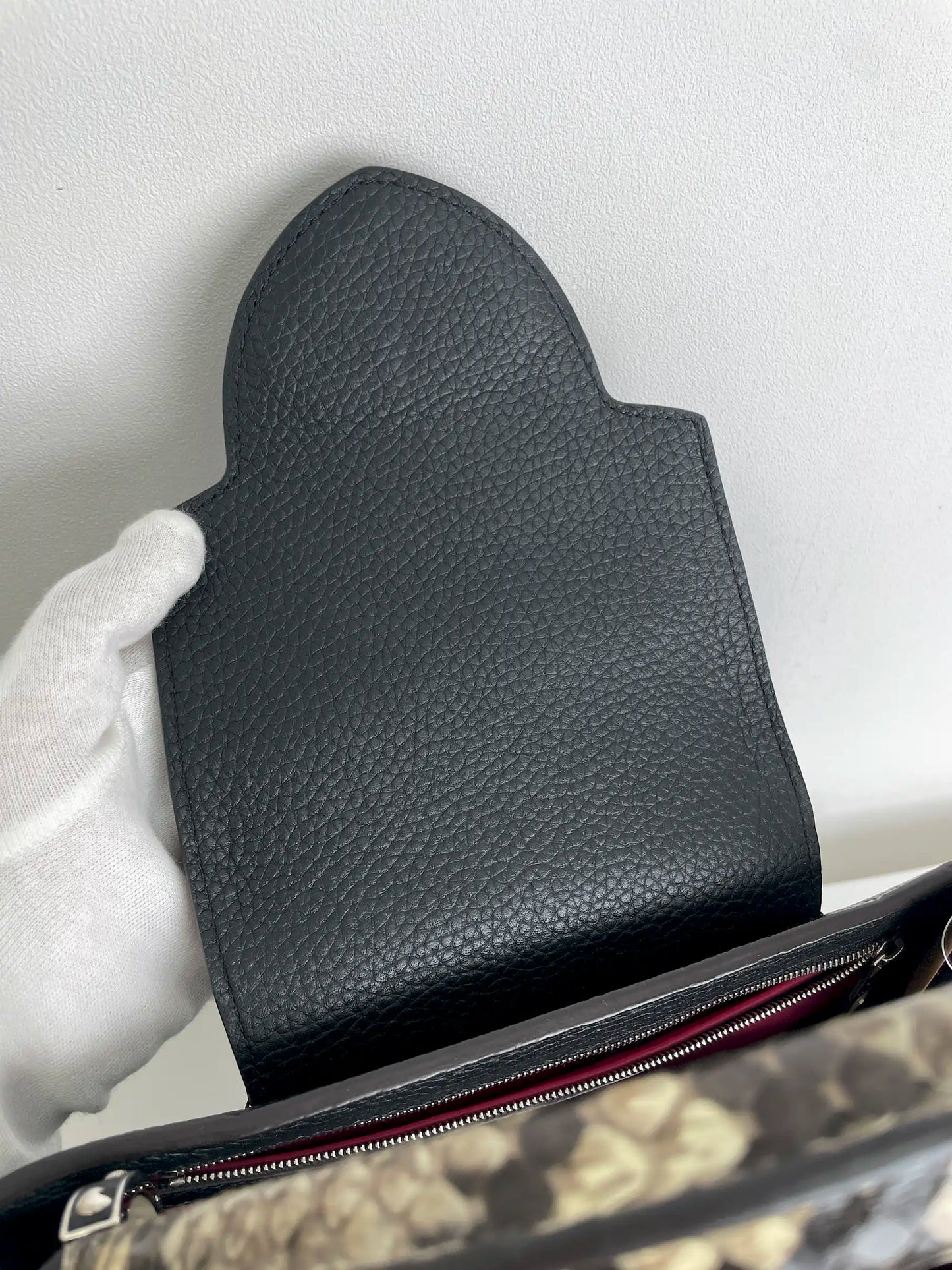 (A28) Louis Vuitton MM Black with Python Capucines Silver Hardware Python and Leather Strap