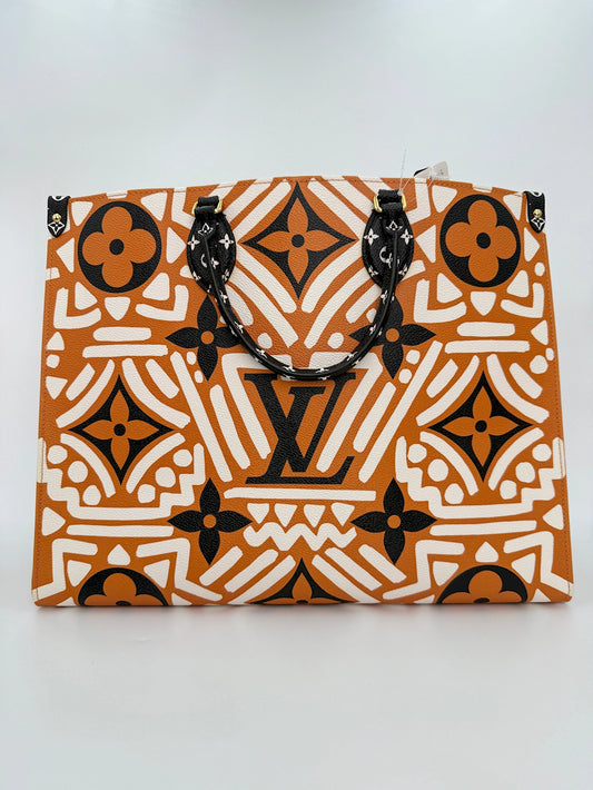 (AJ50) Louis Vuitton Crafty Onthego GM Shoulder Bag, Gold Hardware