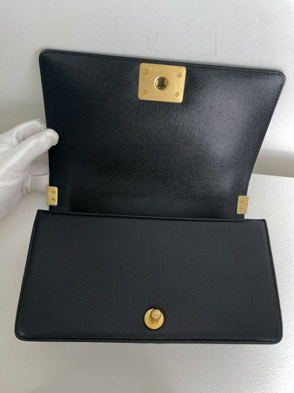 (A33) Chanel Black Caviar Chevron Medium LeBoy Antique Gold Hardware