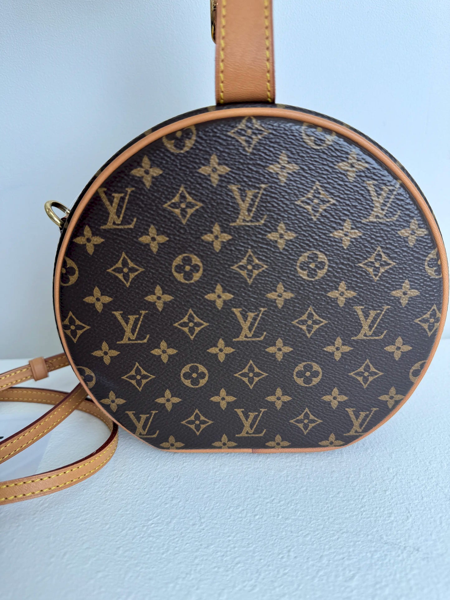 (A15) Louis Vuitton Monogram Petite Boite Chapeau Gold Hardware Removable and Adjustable Crossbody Strap