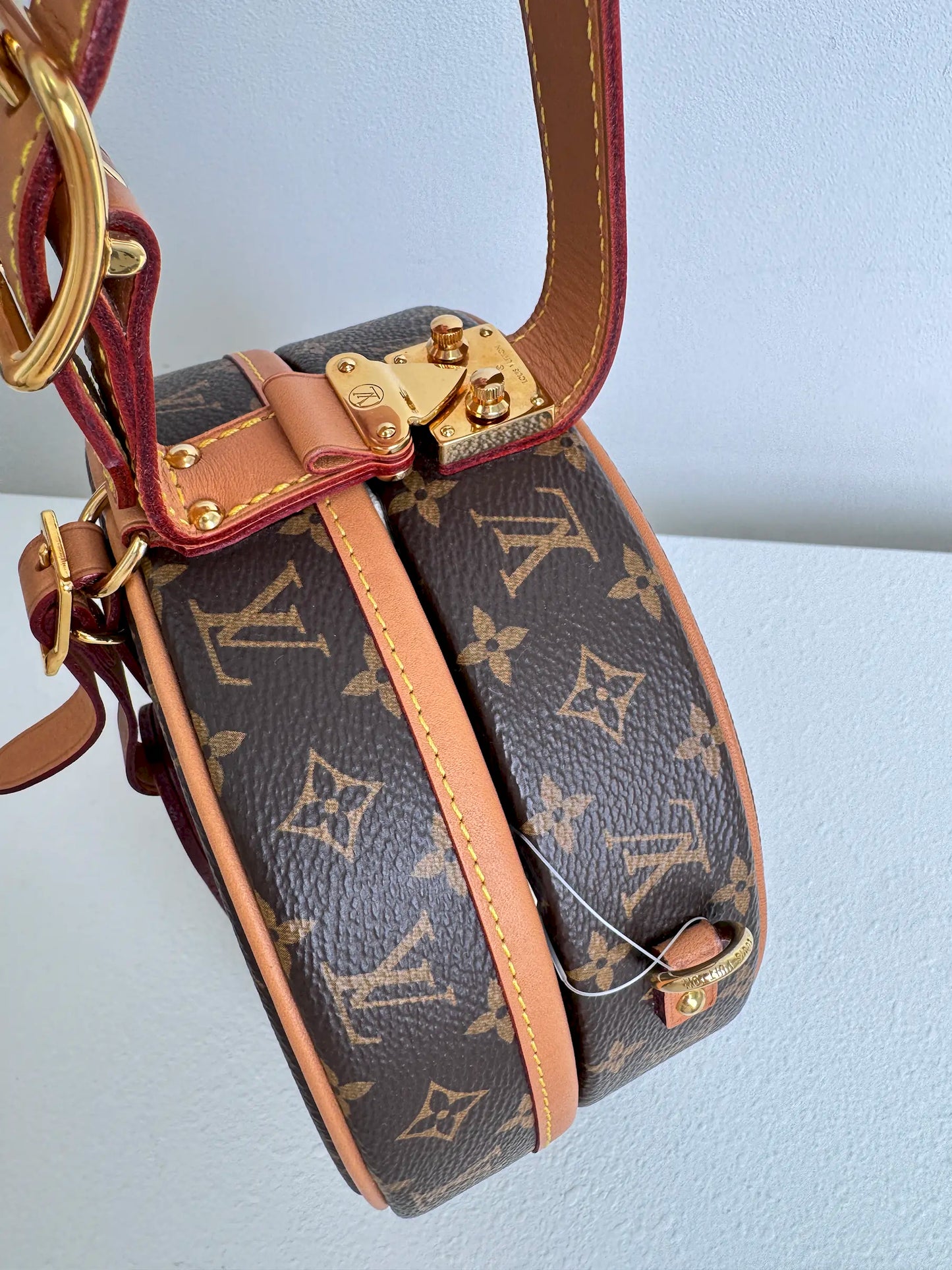 (A15) Louis Vuitton Monogram Petite Boite Chapeau Gold Hardware Removable and Adjustable Crossbody Strap