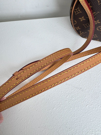 (A15) Louis Vuitton Monogram Petite Boite Chapeau Gold Hardware Removable and Adjustable Crossbody Strap