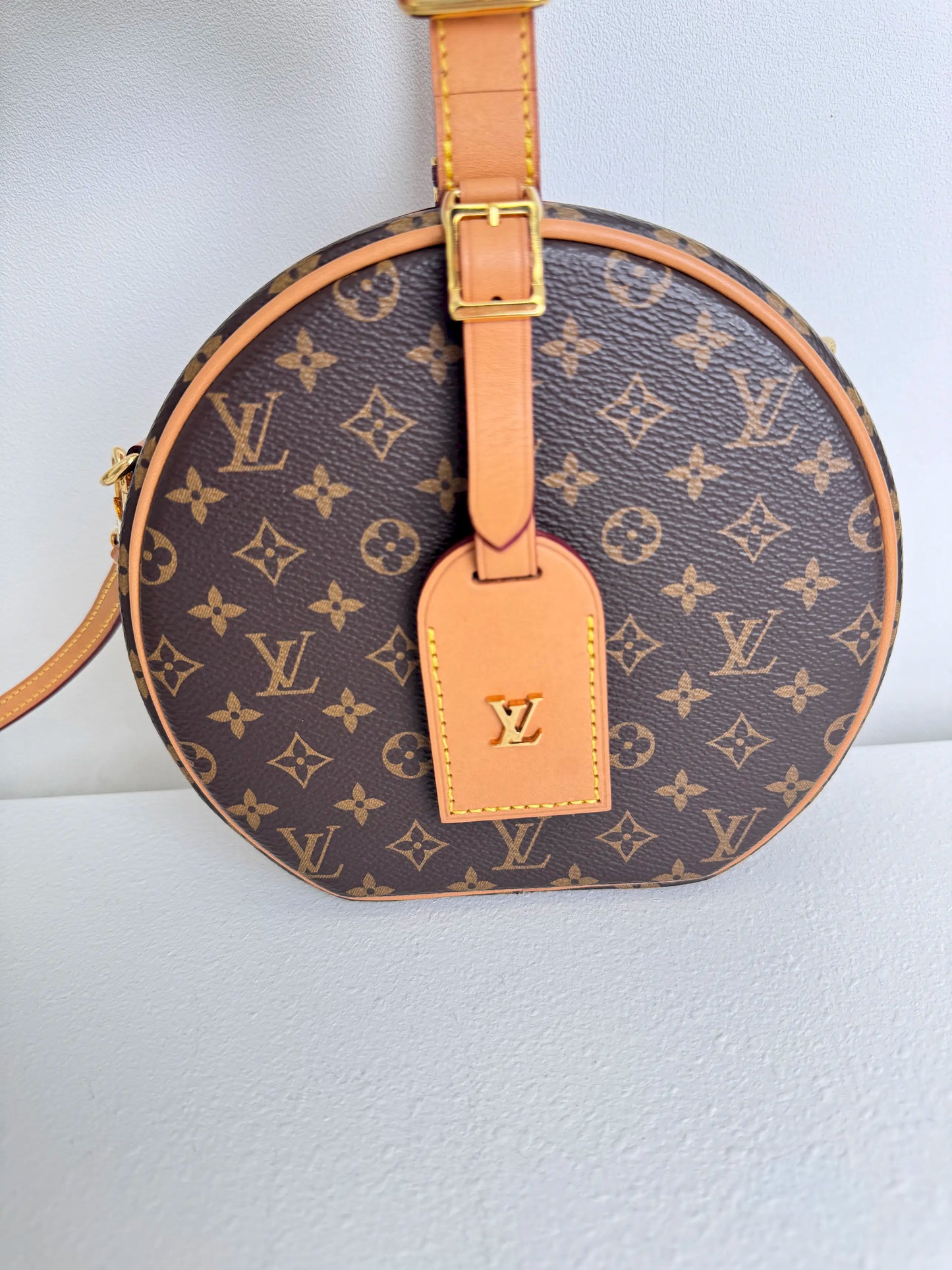 (A15) Louis Vuitton Monogram Petite Boite Chapeau Gold Hardware Removable and Adjustable Crossbody Strap