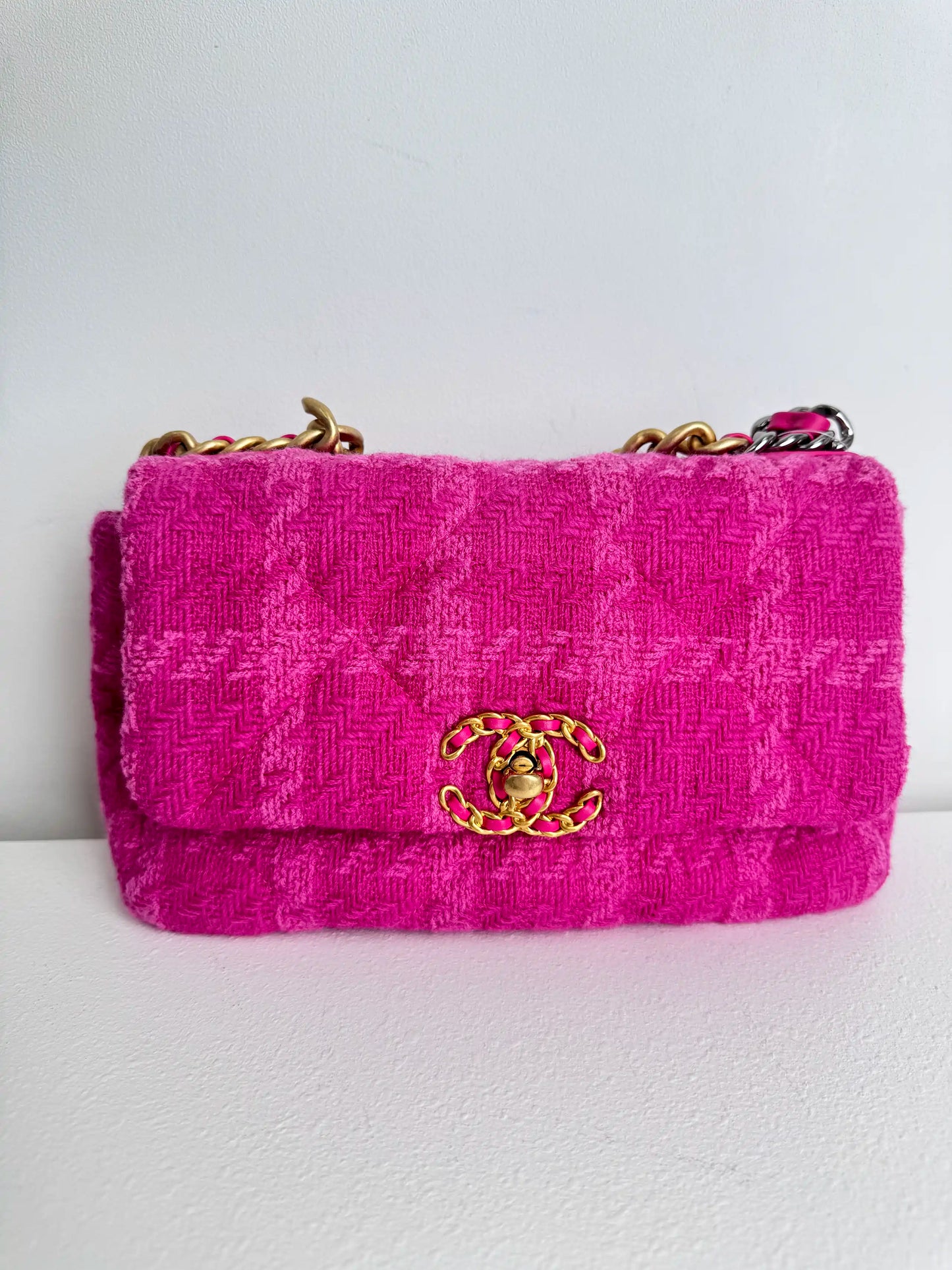 (A36) Chanel Pink Tweed Medium 19 Flap Bag Gold/Silver/Ruthenium Hardware