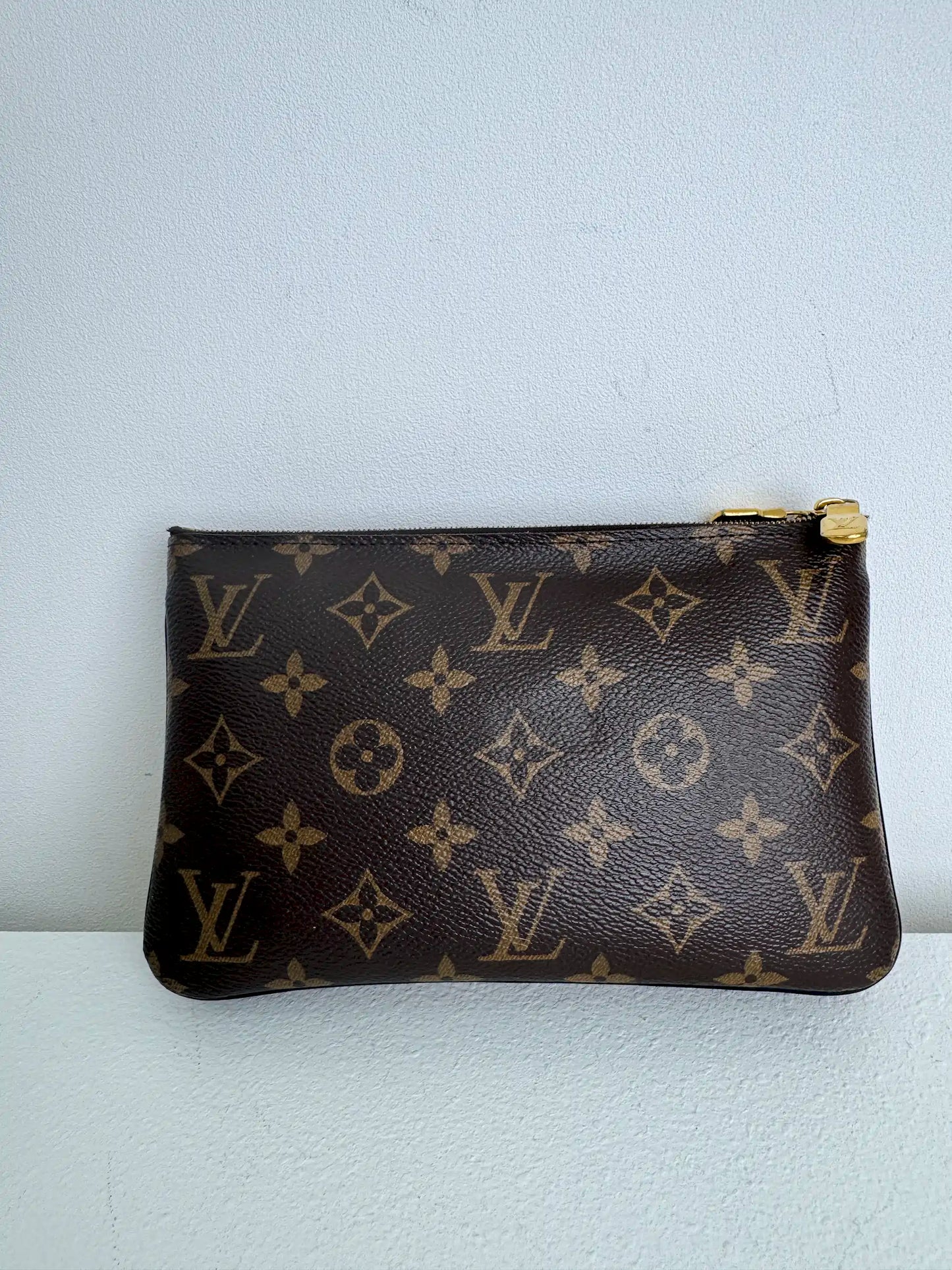 (A38) Louis Vuitton Reverse Monogram Double Zip Pochette Gold Hardware