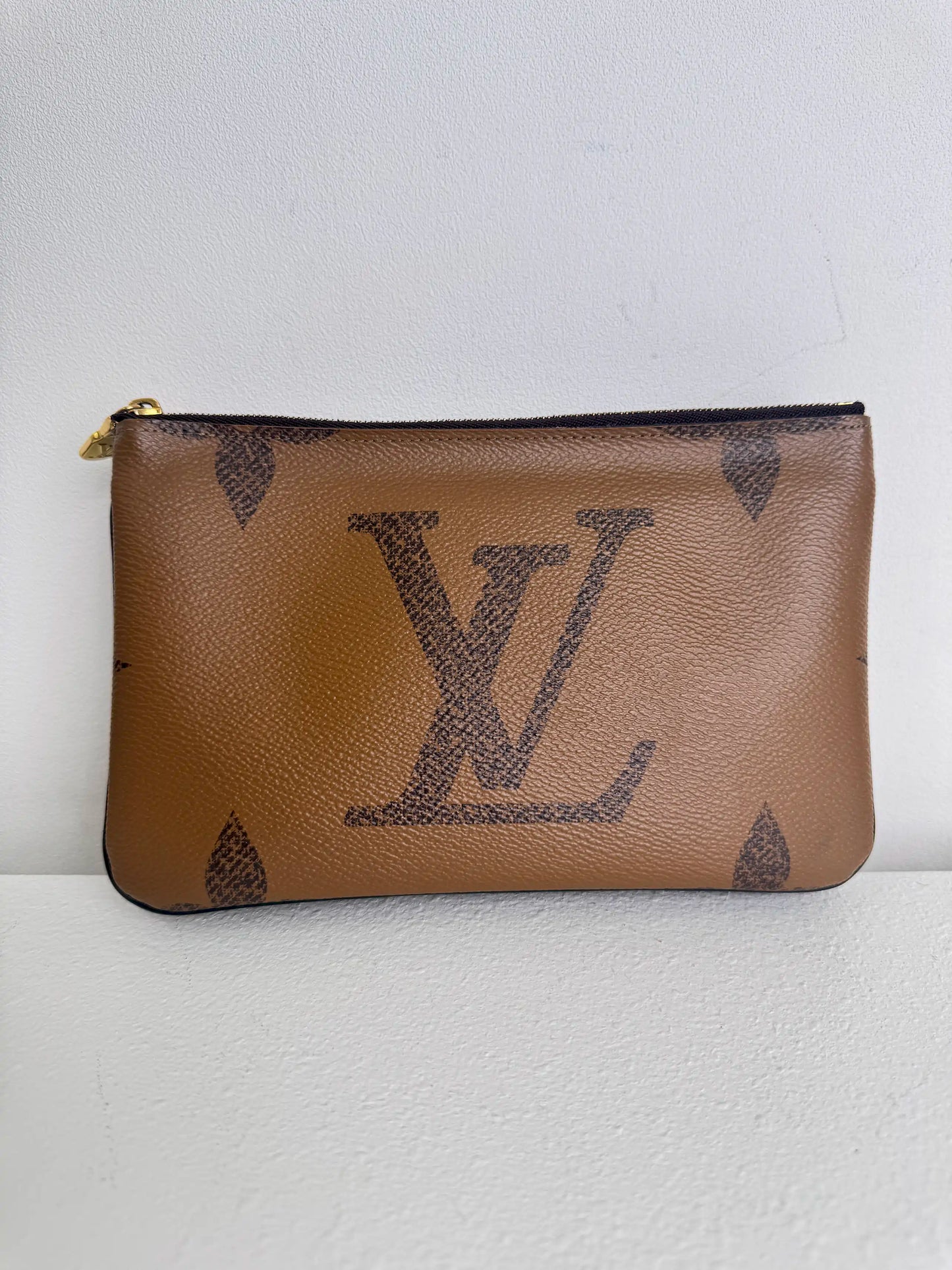 (A38) Louis Vuitton Reverse Monogram Double Zip Pochette Gold Hardware