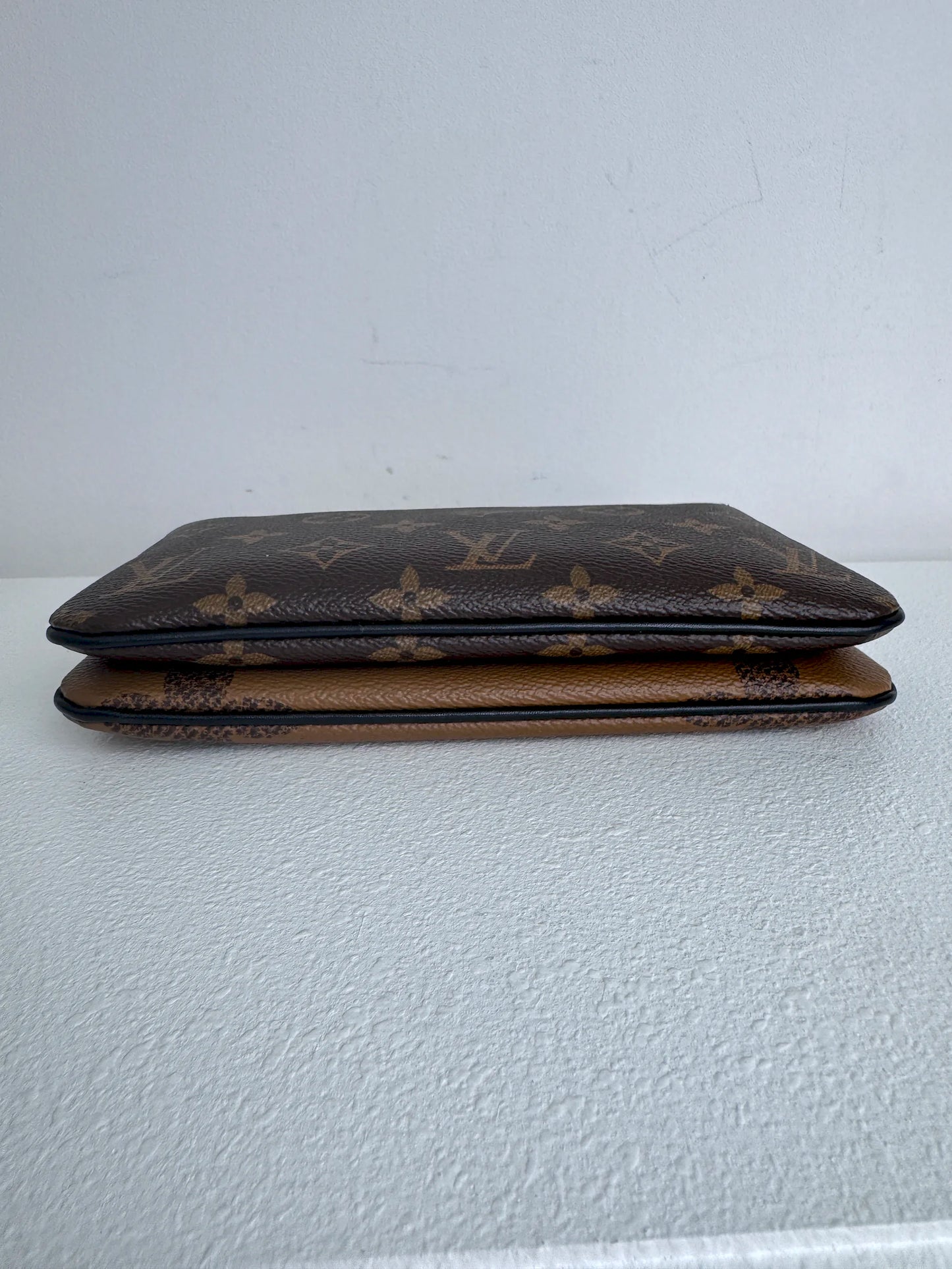 (A38) Louis Vuitton Reverse Monogram Double Zip Pochette Gold Hardware