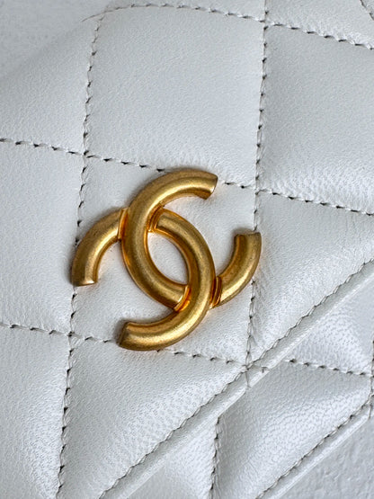 (A44) Chanel White Aged Calfskin 2021 Punk Chain Belt Bag Gold Hardware
