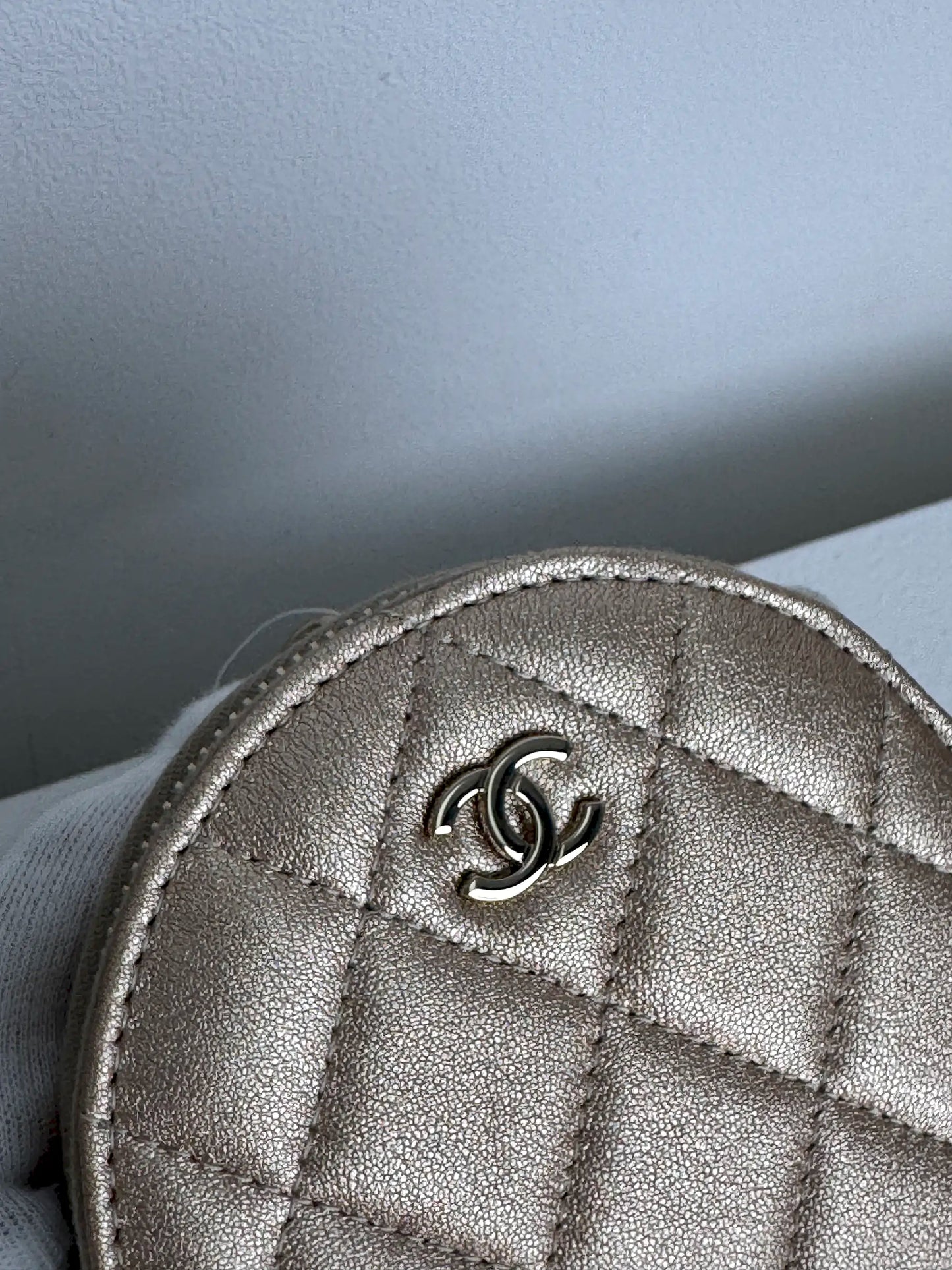 (A45) Chanel Champagne Gold Round Pouch & AirPods Holder Bag Charm Lambskin Champagne Gold Hardware