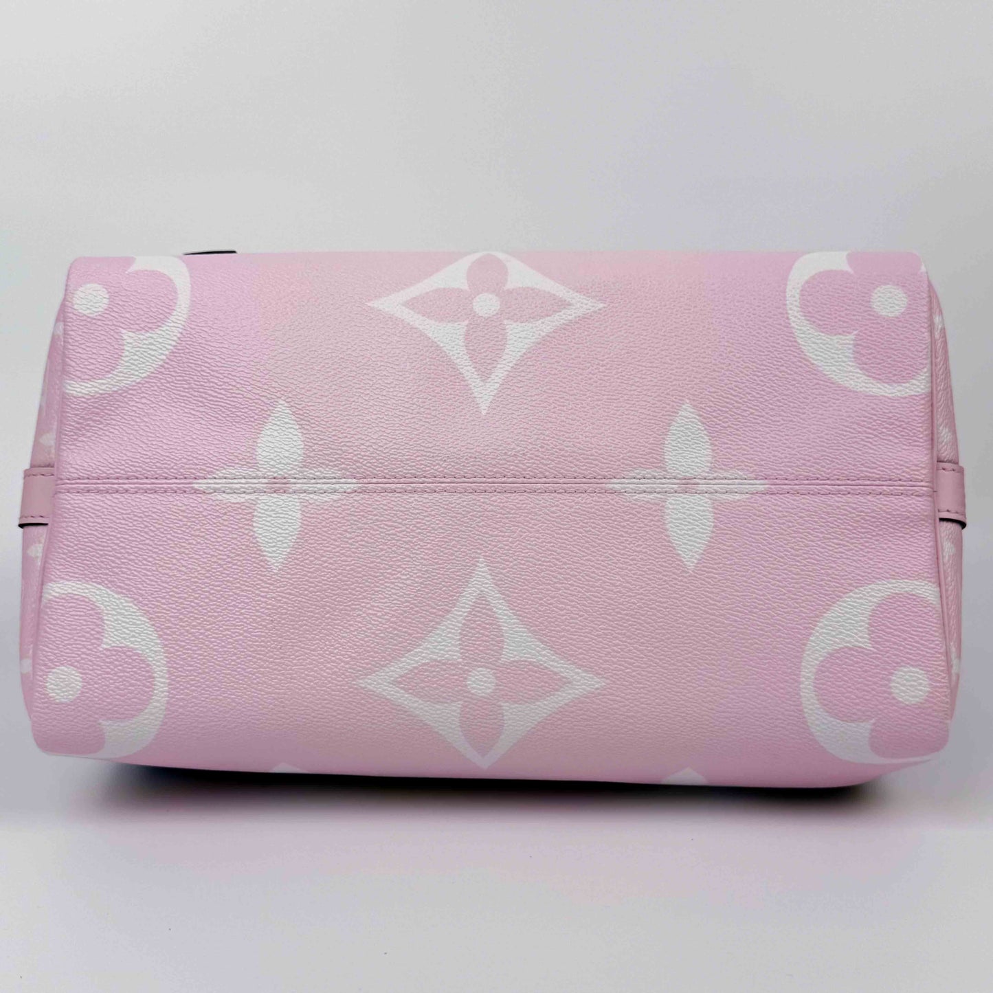 (A49) Louis Vuitton Pink Pastel Speedy Bandoulière Escale 30 Silver Hardware