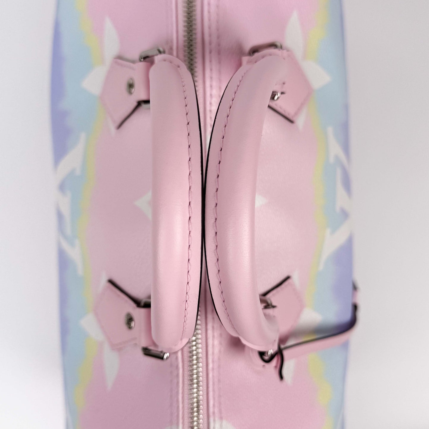 (A49) Louis Vuitton Pink Pastel Speedy Bandoulière Escale 30 Silver Hardware