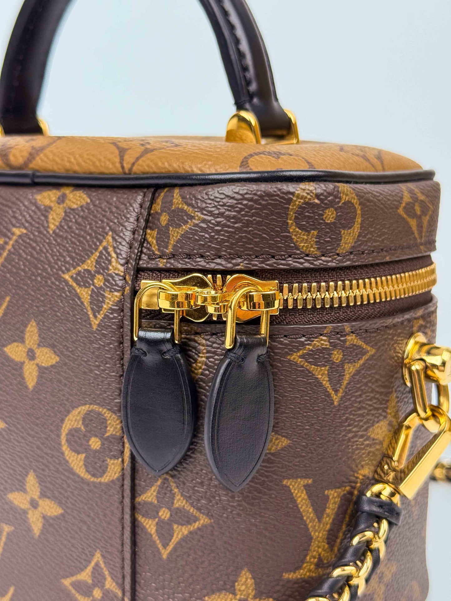 (A58) Louis Vuitton Monogram Vanity Crossbody Bag Gold Hardware