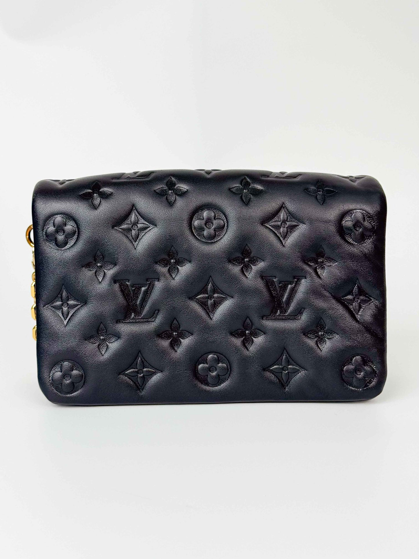 (A102) Louis Vuitton Coussin Chain Pochette Gold Hardware