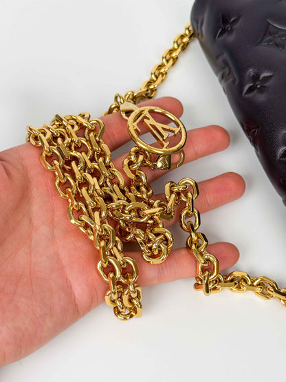 (A102) Louis Vuitton Coussin Chain Pochette Gold Hardware