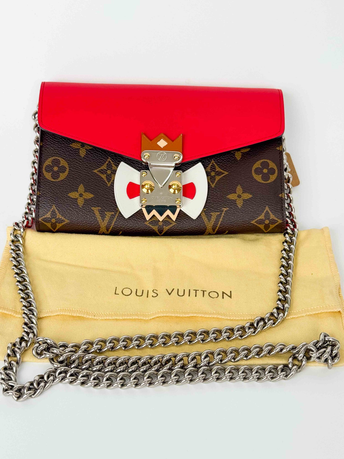 (A106) Louis Vuitton Monogram Tribal Mask Sarah Wallet on Chain, Silver Hardware