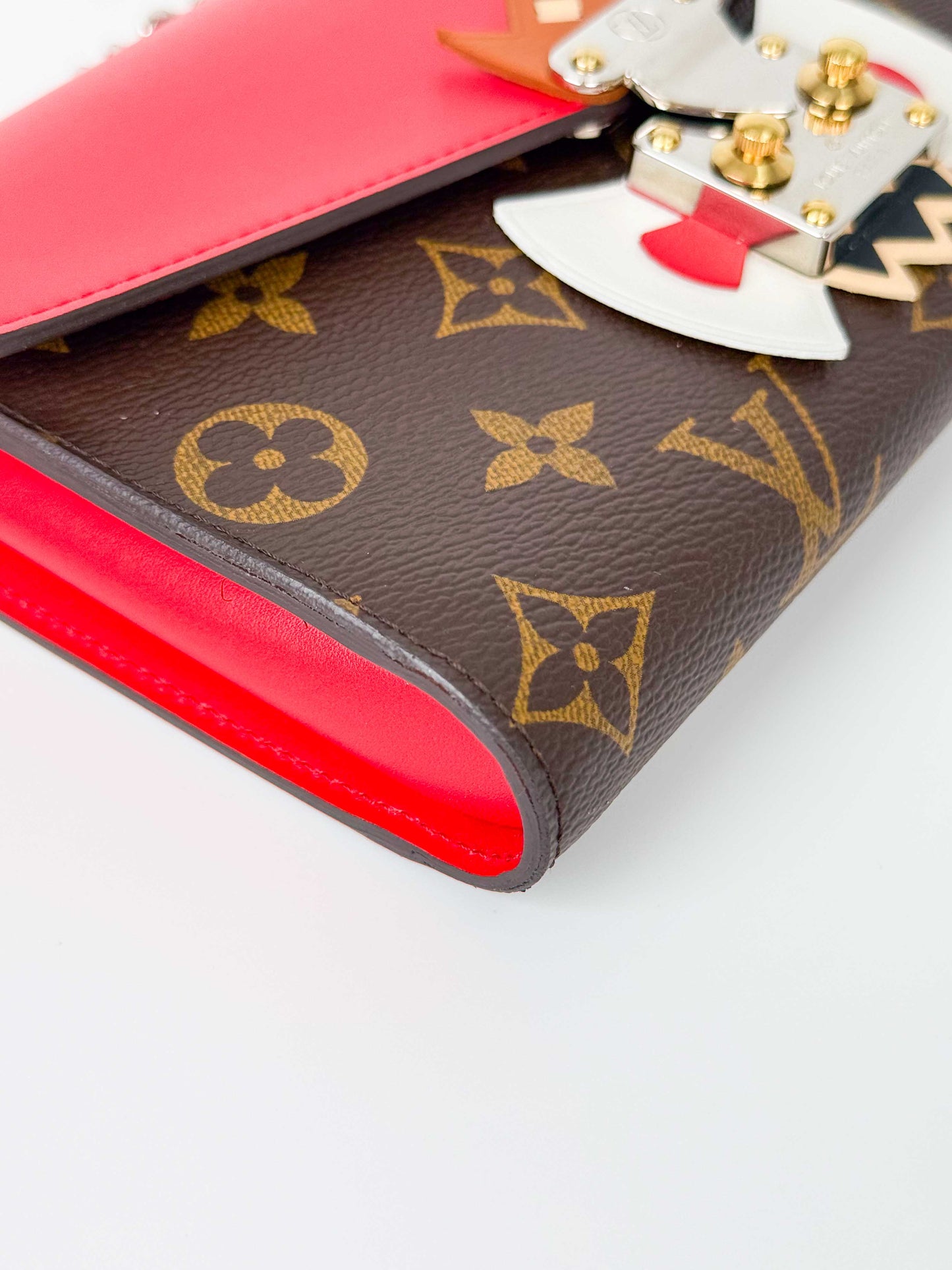 (A106) Louis Vuitton Monogram Tribal Mask Sarah Wallet on Chain, Silver Hardware