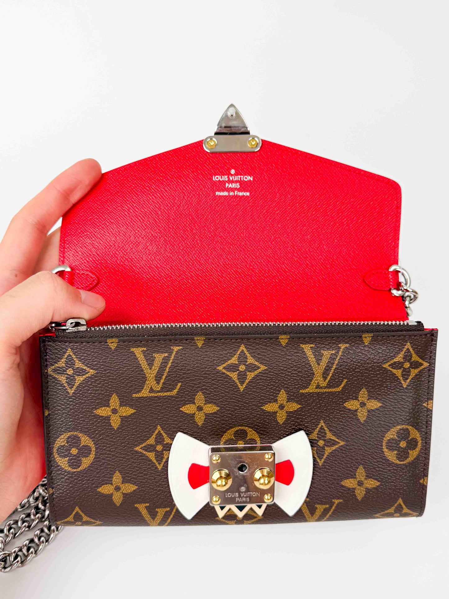 (A106) Louis Vuitton Monogram Tribal Mask Sarah Wallet on Chain, Silver Hardware