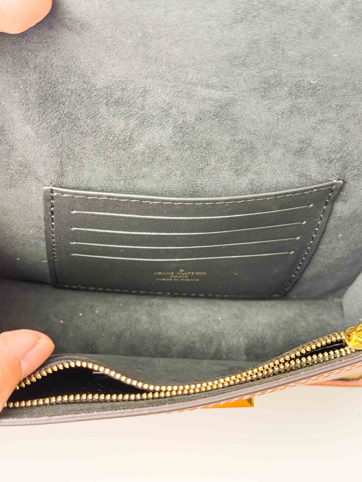 (A95) Louis Vuitton Mini Dauphine Gold Hardware