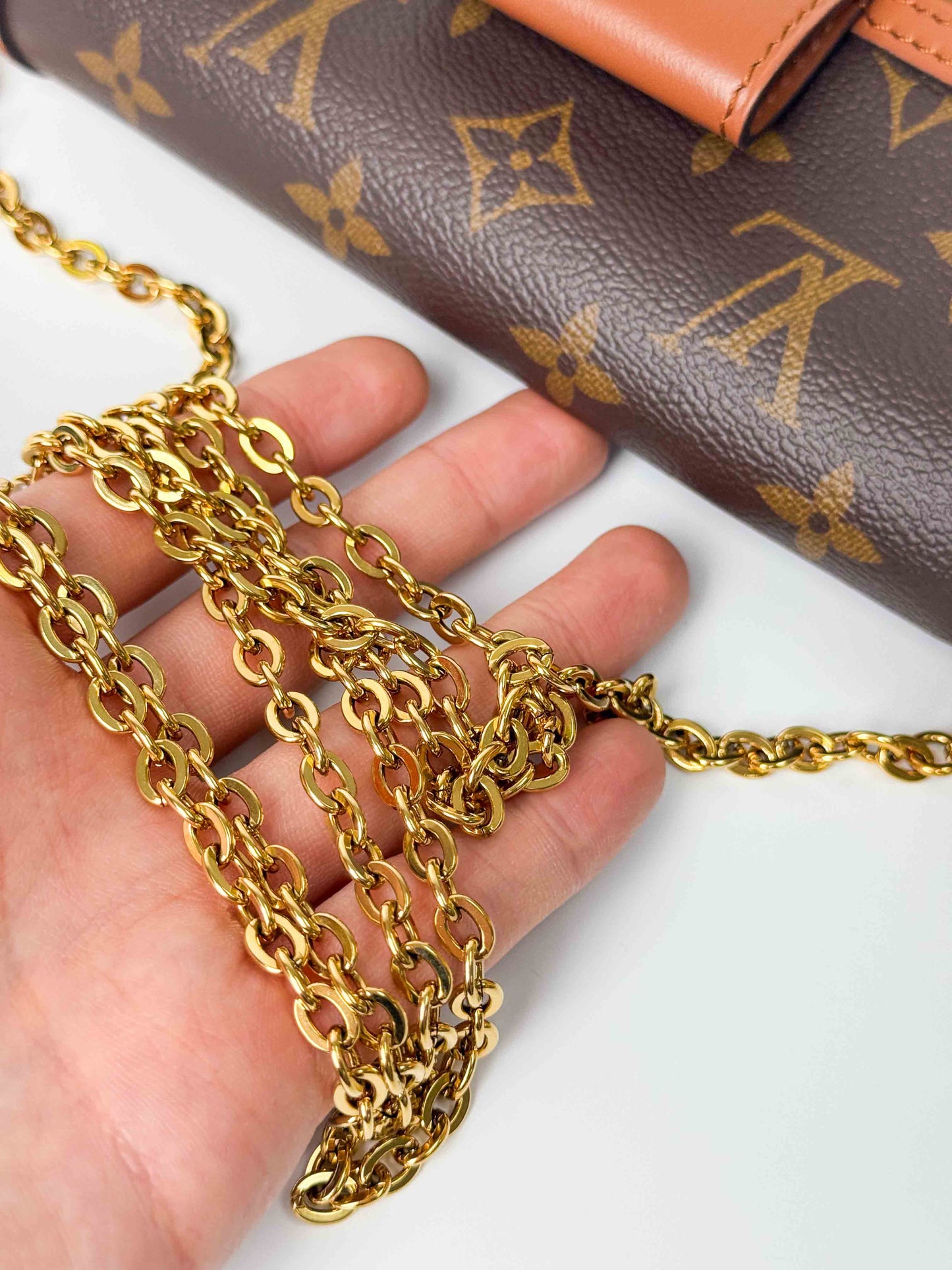 (A95) Louis Vuitton Mini Dauphine Gold Hardware