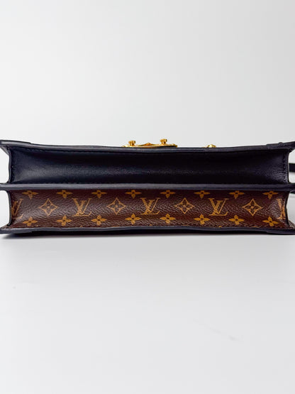 (A93) Louis Vuitton Monogram Petite Malle Gold Hardware