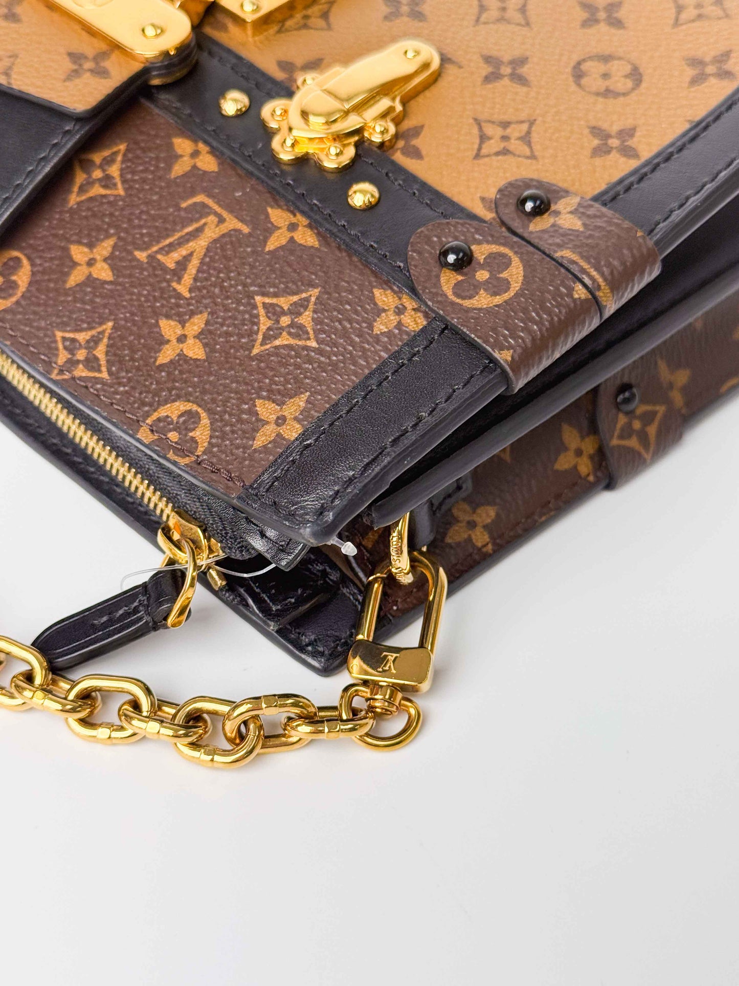 (A93) Louis Vuitton Monogram Petite Malle Gold Hardware