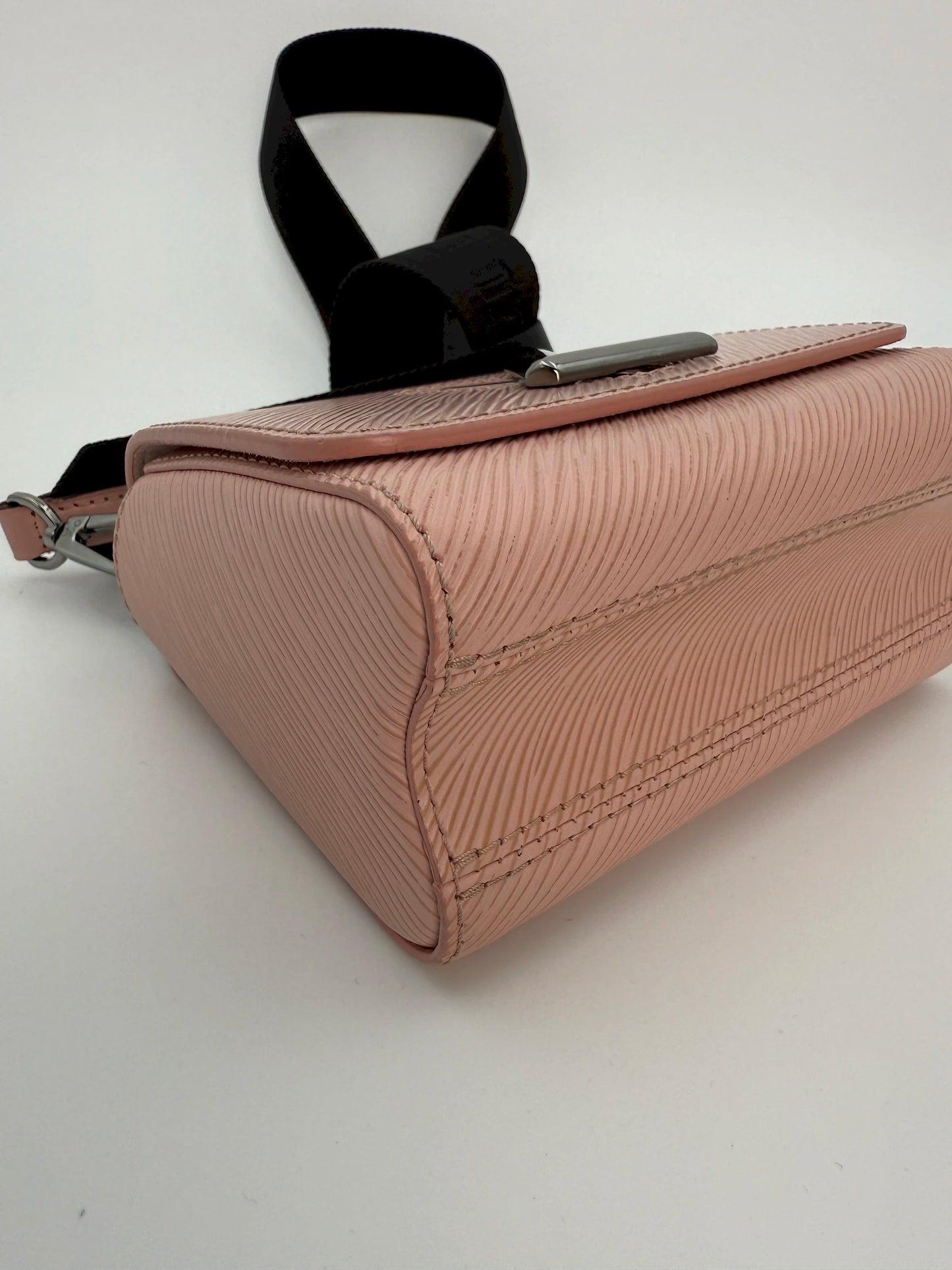 (AJ9) Louis Vuitton Small Epi Twist Crossbody Bag, Silver Hardware