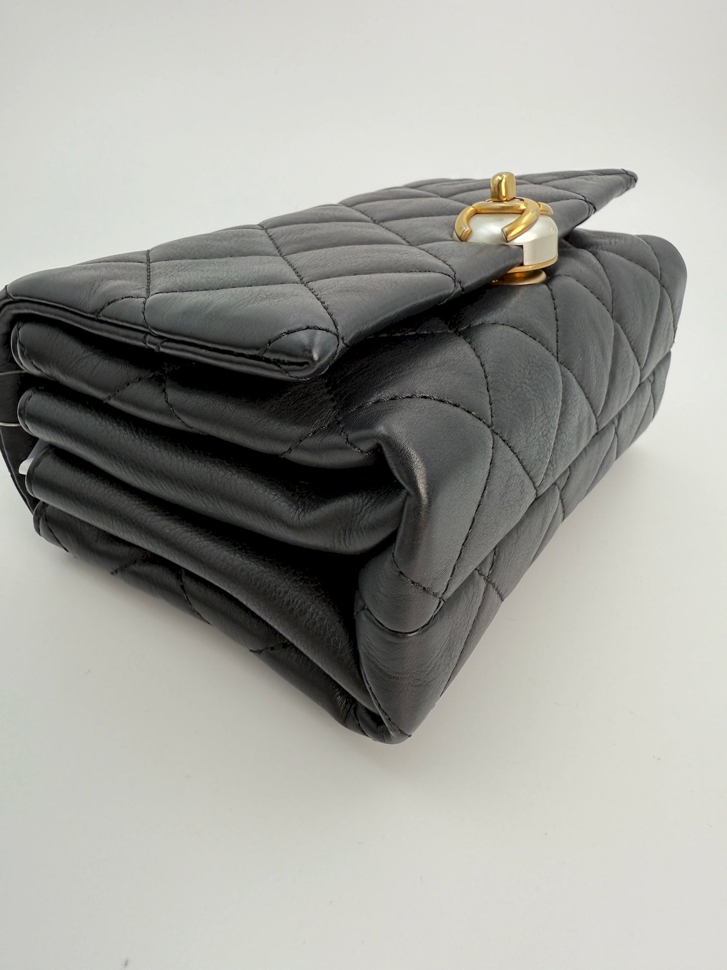 (AJ13) Chanel Black Quilted Calf Leather Pearl Accordion Small Flap Bag, Gold Hardware