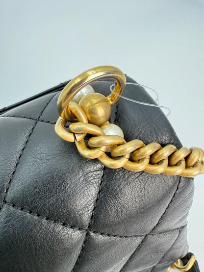 (AJ13) Chanel Black Quilted Calf Leather Pearl Accordion Small Flap Bag, Gold Hardware