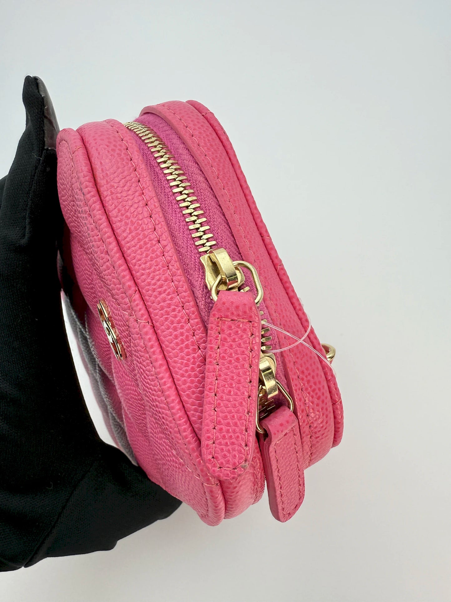(AJ22) Chanel Pink Caviar Phone Pouch, Champagne Gold Hardware