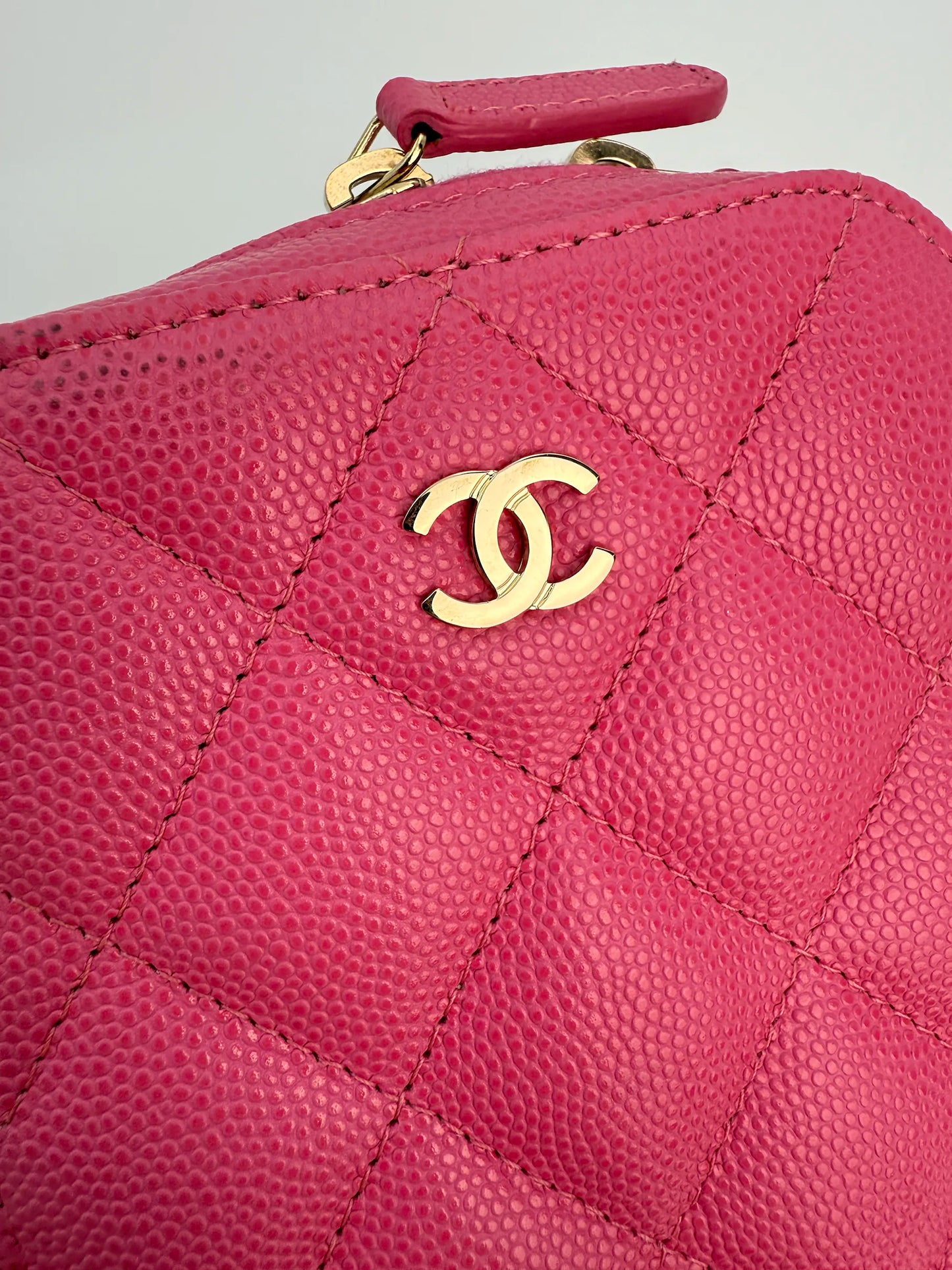 (AJ22) Chanel Pink Caviar Phone Pouch, Champagne Gold Hardware