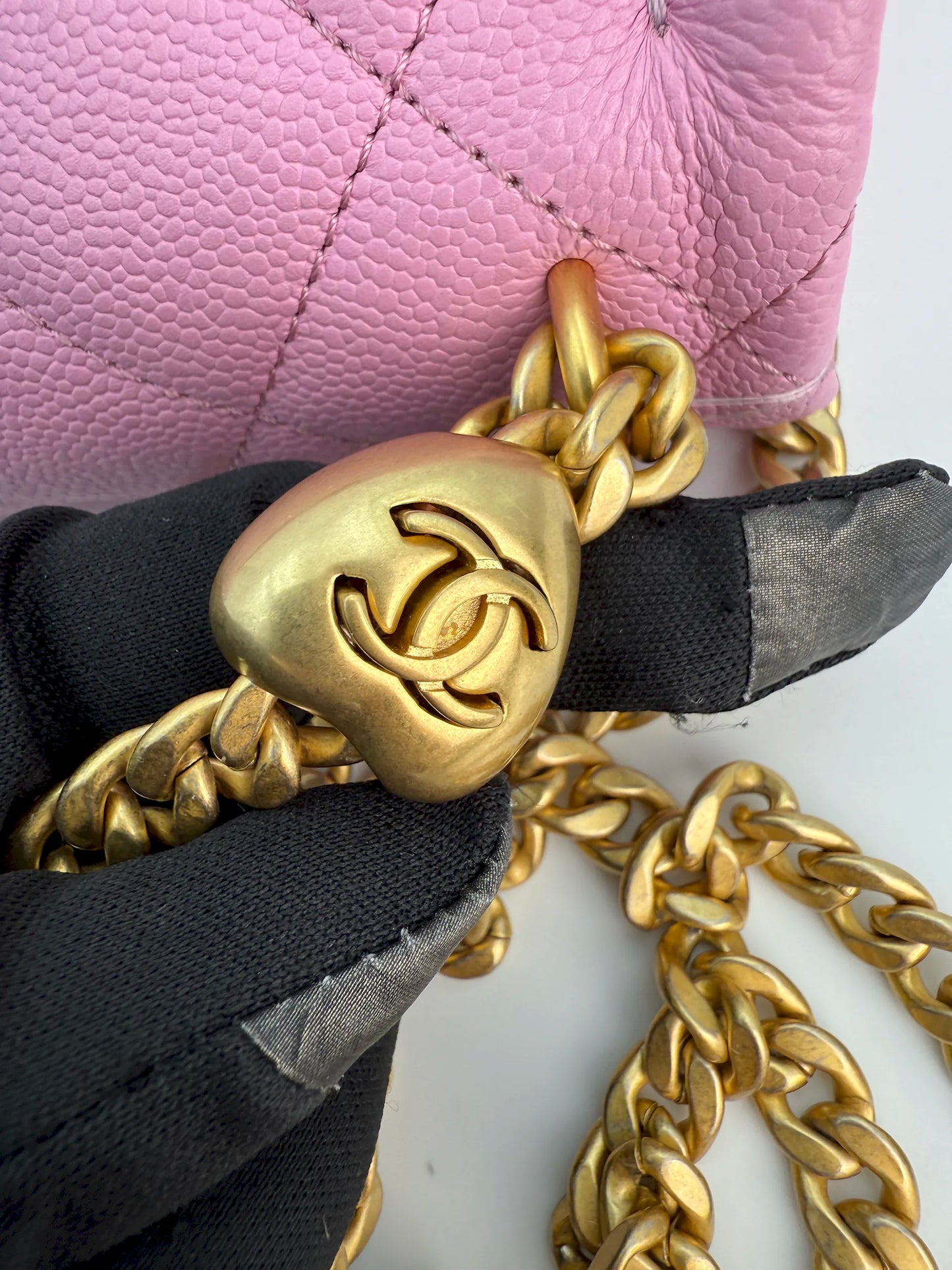 (AJ39) Chanel 23P Pink Caviar Sweetheart Crush Square Flap Bag, Antique Gold Hardware
