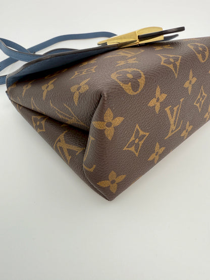 (AJ47) Louis Vuitton Blue/Monogram Locky BB, Gold Hardware