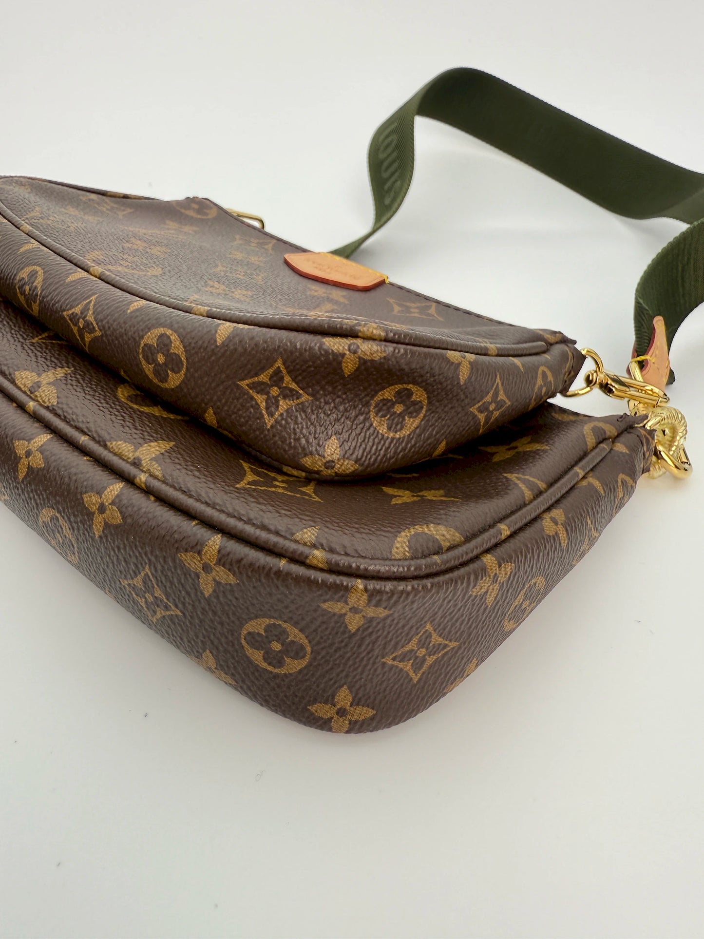 (AJ48) Louis Vuitton Monogram Multi Pochette, Gold Hardware