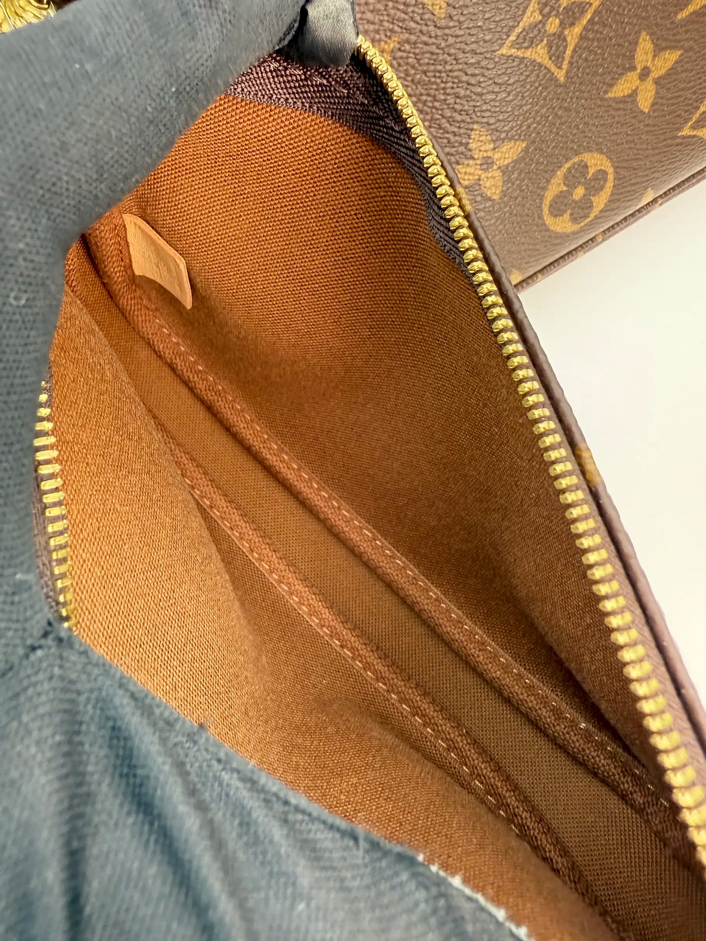 (AJ48) Louis Vuitton Monogram Multi Pochette, Gold Hardware