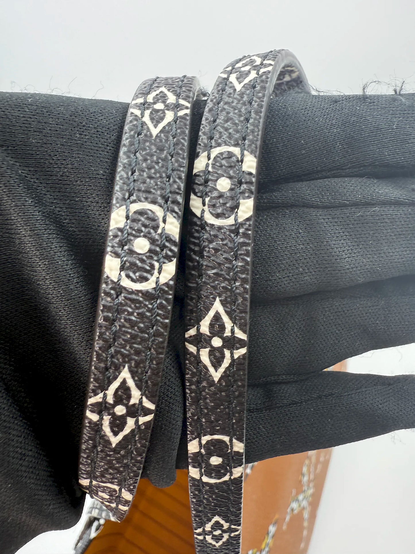 (AJ54) Louis Vuitton Monogram Jungle Neverfull MM, Gold Hardware