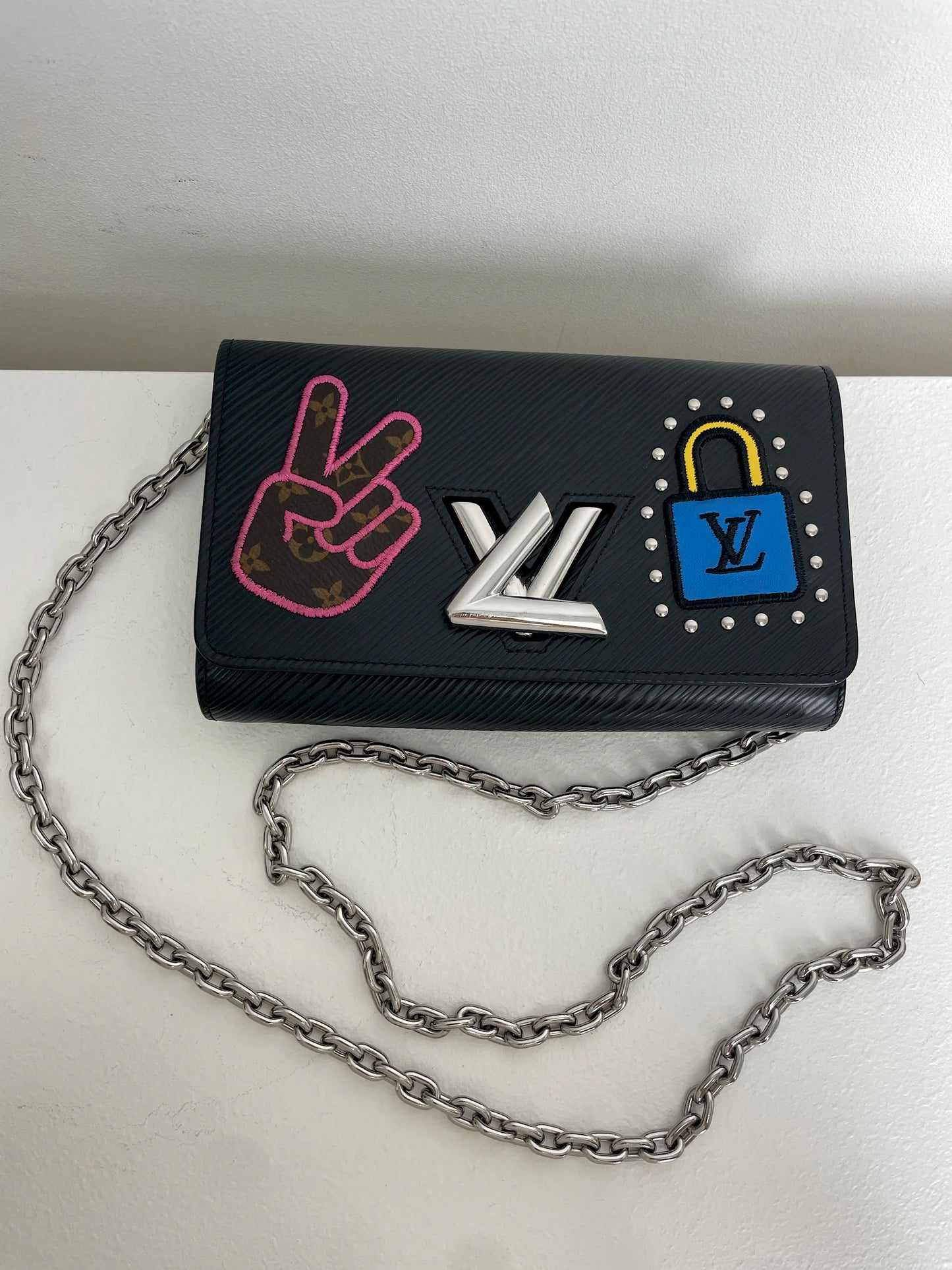 (A21) Louis Vuitton Black Epi Twist Wallet on Chain Silver Hardware With Code