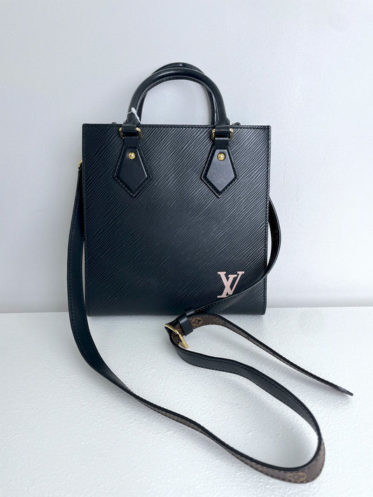 (A22) Louis Vuitton Black Epi Sac Plat BB Gold Hardware RFID