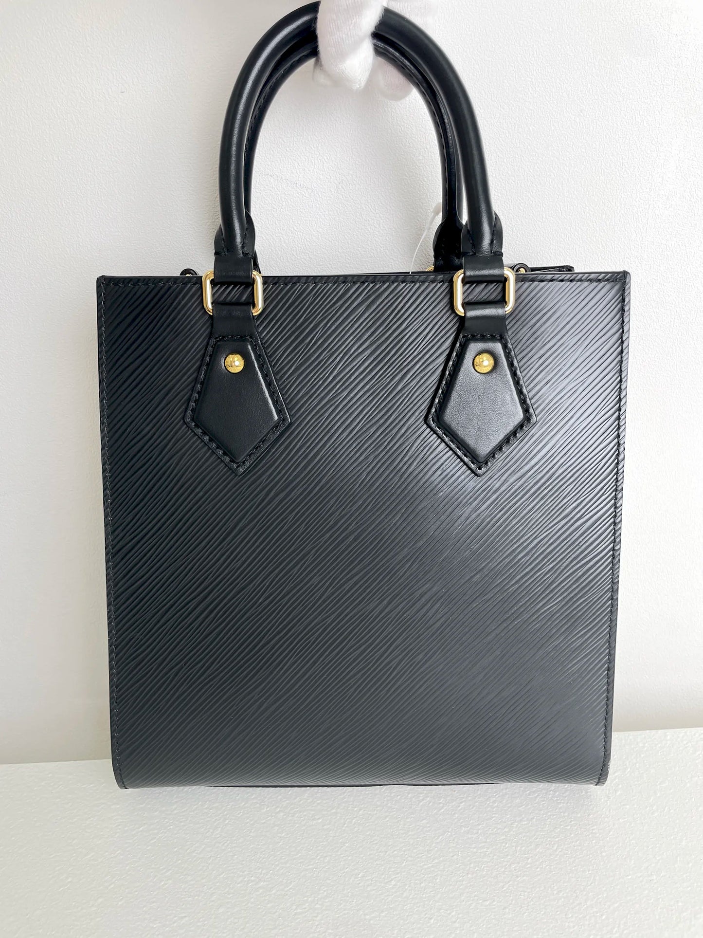 (A22) Louis Vuitton Black Epi Sac Plat BB Gold Hardware RFID