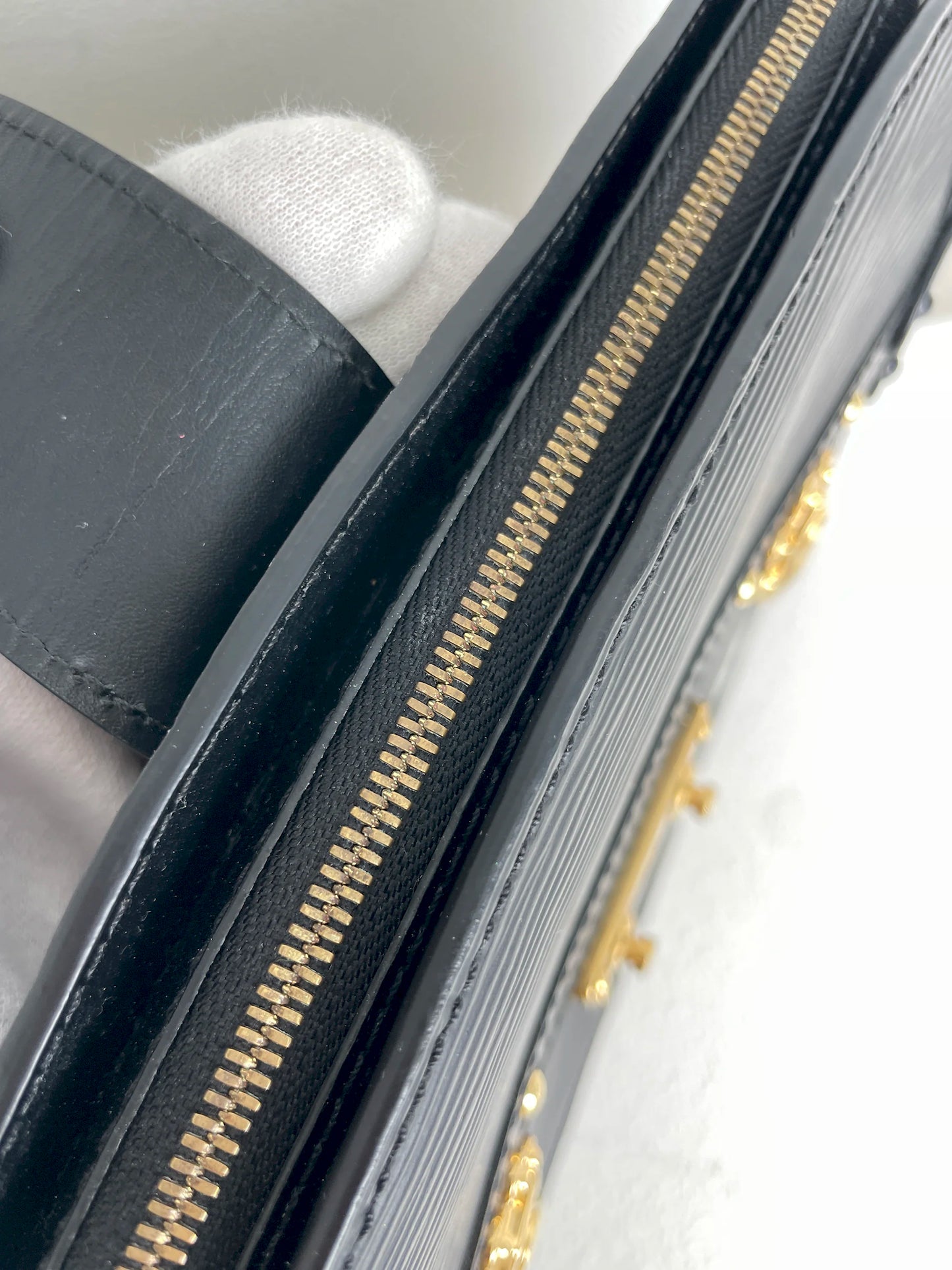 (A29) Louis Vuitton Black Epi Petite Malle Gold Hardware Removable and Adjustable Strap