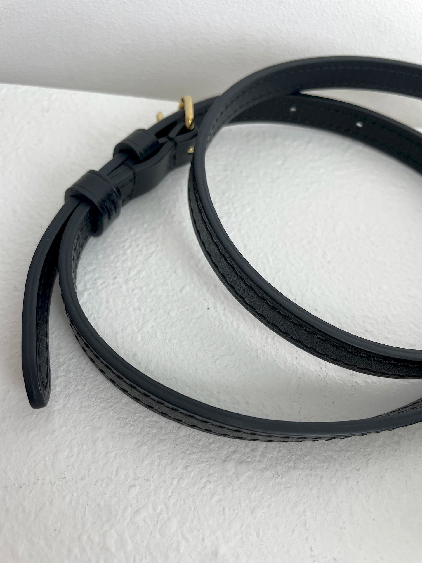 (A29) Louis Vuitton Black Epi Petite Malle Gold Hardware Removable and Adjustable Strap