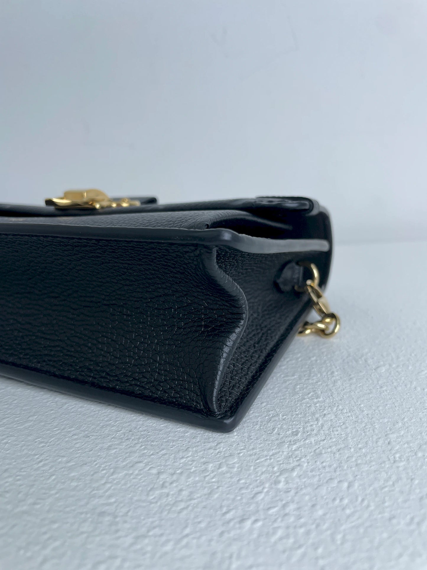 (A30) Louis Vuitton Black Monogram Empreinte Vavin Wallet on Chain Calfskin Gold Hardware Removable Strap